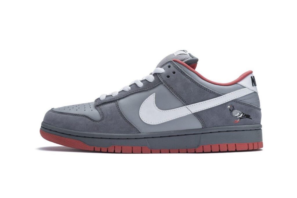 Staple x Nike SB Dunk Low ‘NYC Pigeon’ (2005)
